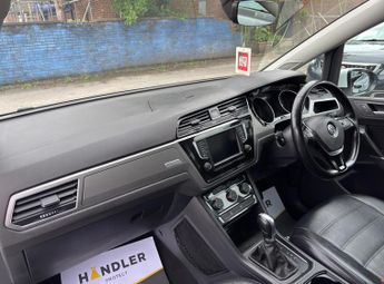 Volkswagen Touran 2.0 TDI BlueMotion Tech SE DSG Euro 6 (s/s) 5dr