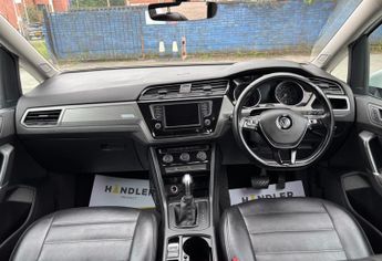 Volkswagen Touran 2.0 TDI BlueMotion Tech SE DSG Euro 6 (s/s) 5dr