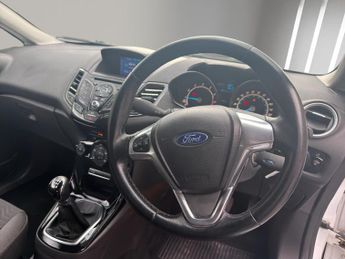 Ford Fiesta 1.0T EcoBoost Zetec Euro 6 (s/s) 3dr