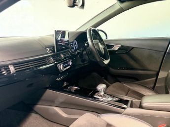 Audi A4 Avant 2.0 TDI 35 Black Edition S Tronic Euro 6 (s/s) 5dr