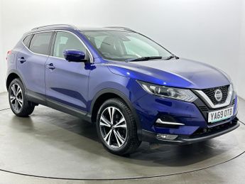 Nissan Qashqai 1.3 DIG-T N-Connecta Euro 6 (s/s) 5dr