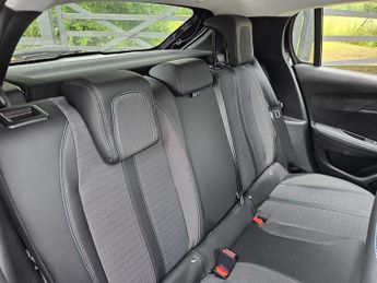 Peugeot 208 1.2 PureTech Allure Premium + Hatchback 5dr Petrol EAT Euro 6 (s
