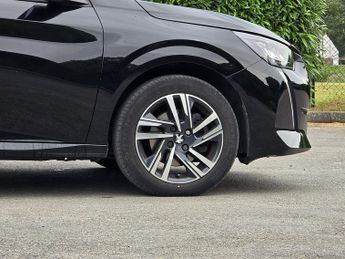 Peugeot 208 1.2 PureTech Allure Premium + Hatchback 5dr Petrol EAT Euro 6 (s