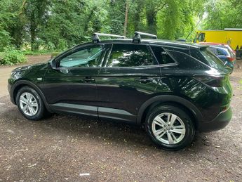 Vauxhall Grandland X 1.6 Turbo D BlueInjection SE Auto Euro 6 (s/s) 5dr