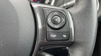 Toyota Yaris 1.5 VVT-h Y20 E-CVT Euro 6 (s/s) 5dr