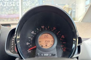 Toyota AYGO 1.0 VVT-i x-press x-shift Euro 6 5dr