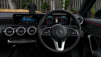 Mercedes-Benz A Class 1.5 A180d Sport (Premium) 7G-DCT Euro 6 (s/s) 5dr