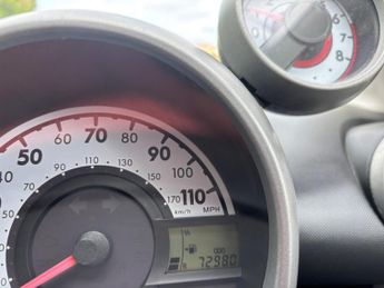 Toyota AYGO 1.0 VVT-i Mode Euro 5 5dr