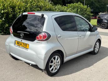 Toyota AYGO 1.0 VVT-i Mode Euro 5 5dr