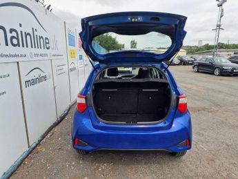 Toyota Yaris 1.5 VVT-h Icon Tech E-CVT Euro 6 (s/s) 5dr