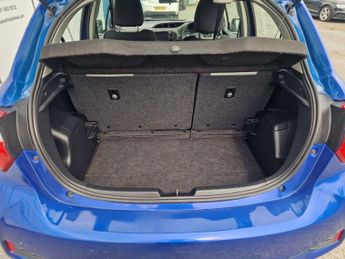 Toyota Yaris 1.5 VVT-h Icon Tech E-CVT Euro 6 (s/s) 5dr