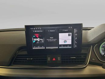 Audi Q5 2.0 TFSIe 50 S line SUV 5dr Petrol Plug-in Hybrid S Tronic quatt