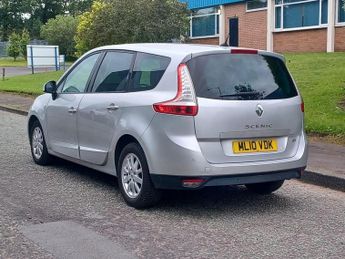 Renault Grand Scenic 1.5 dCi Privilege TomTom Euro 4 5dr