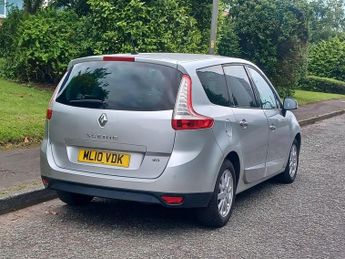Renault Grand Scenic 1.5 dCi Privilege TomTom Euro 4 5dr