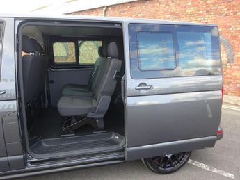 Volkswagen Transporter 2.0 BiTDI T32 Highline Kombi DSG FWD SWB Euro 6 (s/s) 5dr