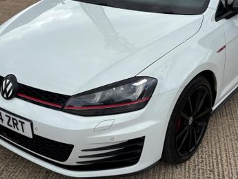 Volkswagen Golf 2.0 TSI BlueMotion Tech GTI Performance DSG Euro 6 (s/s) 3dr