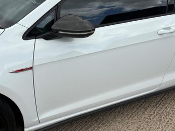 Volkswagen Golf 2.0 TSI BlueMotion Tech GTI Performance DSG Euro 6 (s/s) 3dr