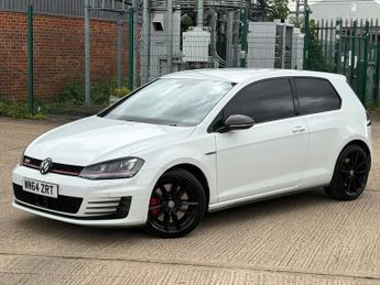 Volkswagen Golf 2.0 TSI BlueMotion Tech GTI Performance DSG Euro 6 (s/s) 3dr