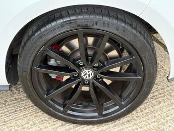 Volkswagen Golf 2.0 TSI BlueMotion Tech GTI Performance DSG Euro 6 (s/s) 3dr