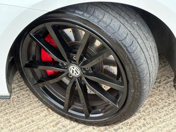 Volkswagen Golf 2.0 TSI BlueMotion Tech GTI Performance DSG Euro 6 (s/s) 3dr