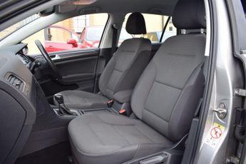 Volkswagen Golf 1.4 TSI SE Nav DSG Euro 6 (s/s) 5dr