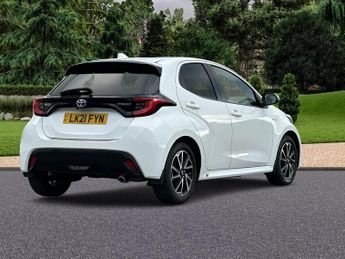 Toyota Yaris 1.5 VVT-h Design E-CVT Euro 6 (s/s) 5dr