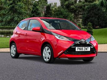 Toyota AYGO 1.0 VVT-i x-play Euro 6 5dr