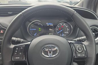 Toyota Yaris 1.5 Hybrid Excel 5dr CVT