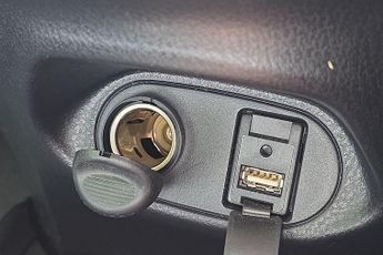 Toyota Yaris 1.5 Hybrid Excel 5dr CVT