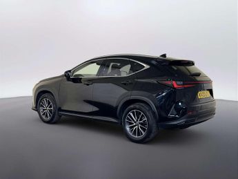 Lexus NX 2.5 350h SUV 5dr Petrol Hybrid E-CVT 4WD Euro 6 (s/s) (245 ps)