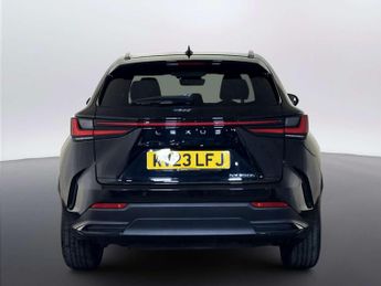 Lexus NX 2.5 350h SUV 5dr Petrol Hybrid E-CVT 4WD Euro 6 (s/s) (245 ps)