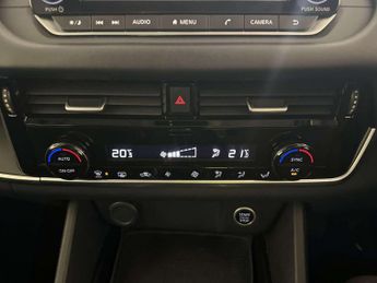 Nissan Qashqai 1.3 DIG-T MHEV Acenta Premium SUV 5dr Petrol Hybrid Manual Euro 