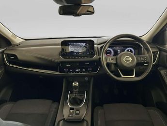 Nissan Qashqai 1.3 DIG-T MHEV N-Connecta SUV 5dr Petrol Hybrid Manual Euro 6 (s