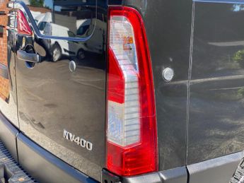 Nissan NV400 2.3 dCi 35 SE FWD L2 H3 Euro 6 (s/s) 5dr