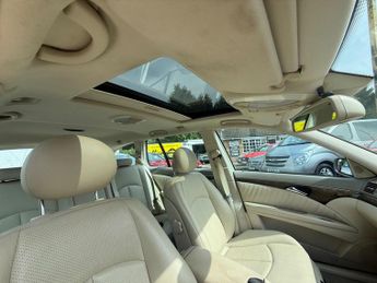 Mercedes-Benz E Class 5.0 E500 Avantgarde 7G-Tronic 5dr