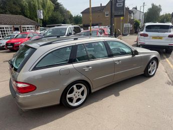 Mercedes-Benz E Class 5.0 E500 Avantgarde 7G-Tronic 5dr