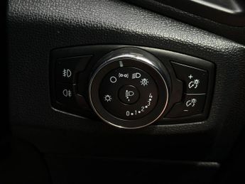 Ford EcoSport 1.0T EcoBoost ST-Line Auto Euro 6 (s/s) 5dr