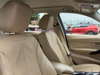 BMW 3 Series 2.0 320i Luxury Auto Euro 6 (s/s) 4dr