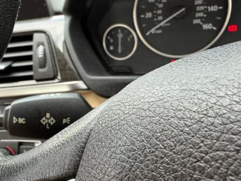 BMW 3 Series 2.0 320i Luxury Auto Euro 6 (s/s) 4dr