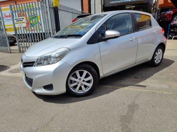 Toyota Yaris 1.33 Dual VVT-i TR Multidrive S Euro 5 5dr
