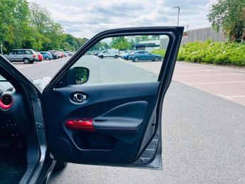 Nissan Juke 1.6 Tekna XTRON Euro 5 5dr