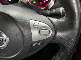 Nissan Juke 1.6 Tekna XTRON Euro 5 5dr