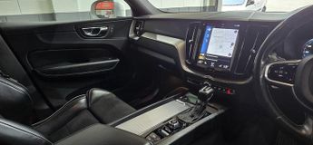 Volvo XC60 2.0 D4 R-Design Auto AWD Euro 6 (s/s) 5dr
