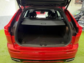 Volvo XC60 2.0 D4 R-Design Auto AWD Euro 6 (s/s) 5dr