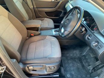 Volkswagen Passat 2.0 TDI BlueMotion Tech SE DSG Euro 5 (s/s) 5dr