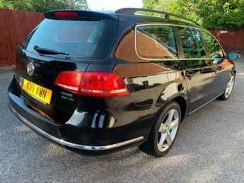Volkswagen Passat 2.0 TDI BlueMotion Tech SE DSG Euro 5 (s/s) 5dr