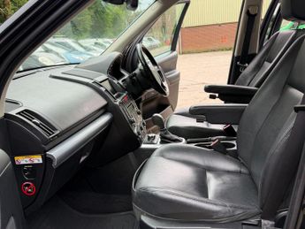 Land Rover Freelander 2 2.2 TD4 HSE SUV 5dr Diesel Auto 4WD Euro 4 (160 ps)