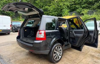 Land Rover Freelander 2 2.2 TD4 HSE SUV 5dr Diesel Auto 4WD Euro 4 (160 ps)
