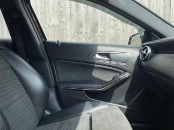 Mercedes-Benz A Class 1.5 A180d AMG Line (Premium) 7G-DCT Euro 6 (s/s) 5dr
