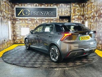 MG MG4 51kWh SE Auto 5dr